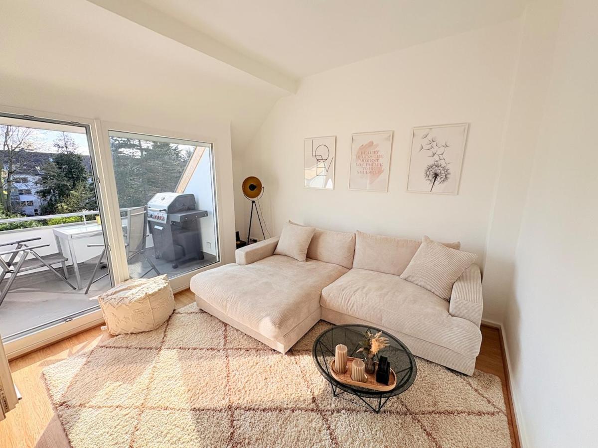 Cozy In Oberkassel Apartment